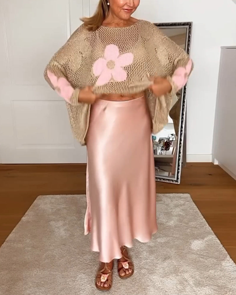 Afslappet blomsteret rundhalset langærmet hultrøje