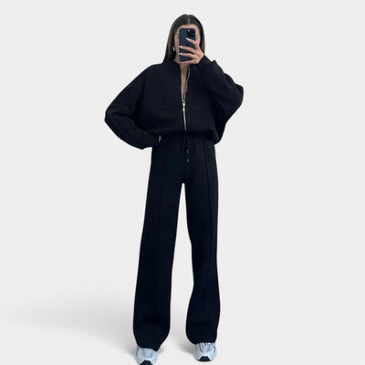 Emma Outfit-Set - Tweedelige joggingbroek met vest en brede broek